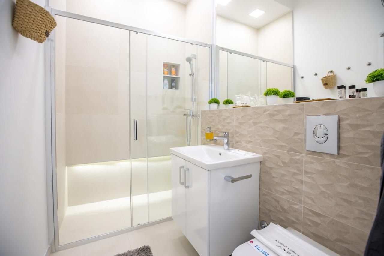 Theatre Square Apartments Novi Sad Ngoại thất bức ảnh