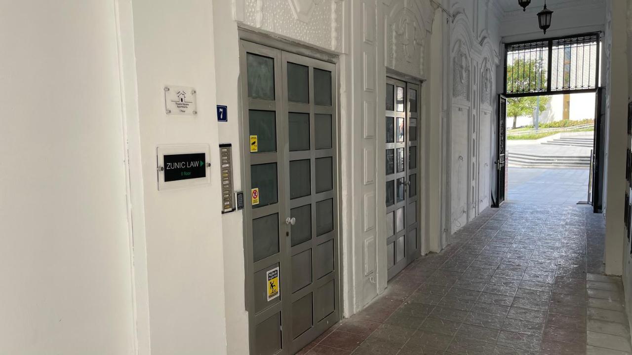 Theatre Square Apartments Novi Sad Ngoại thất bức ảnh